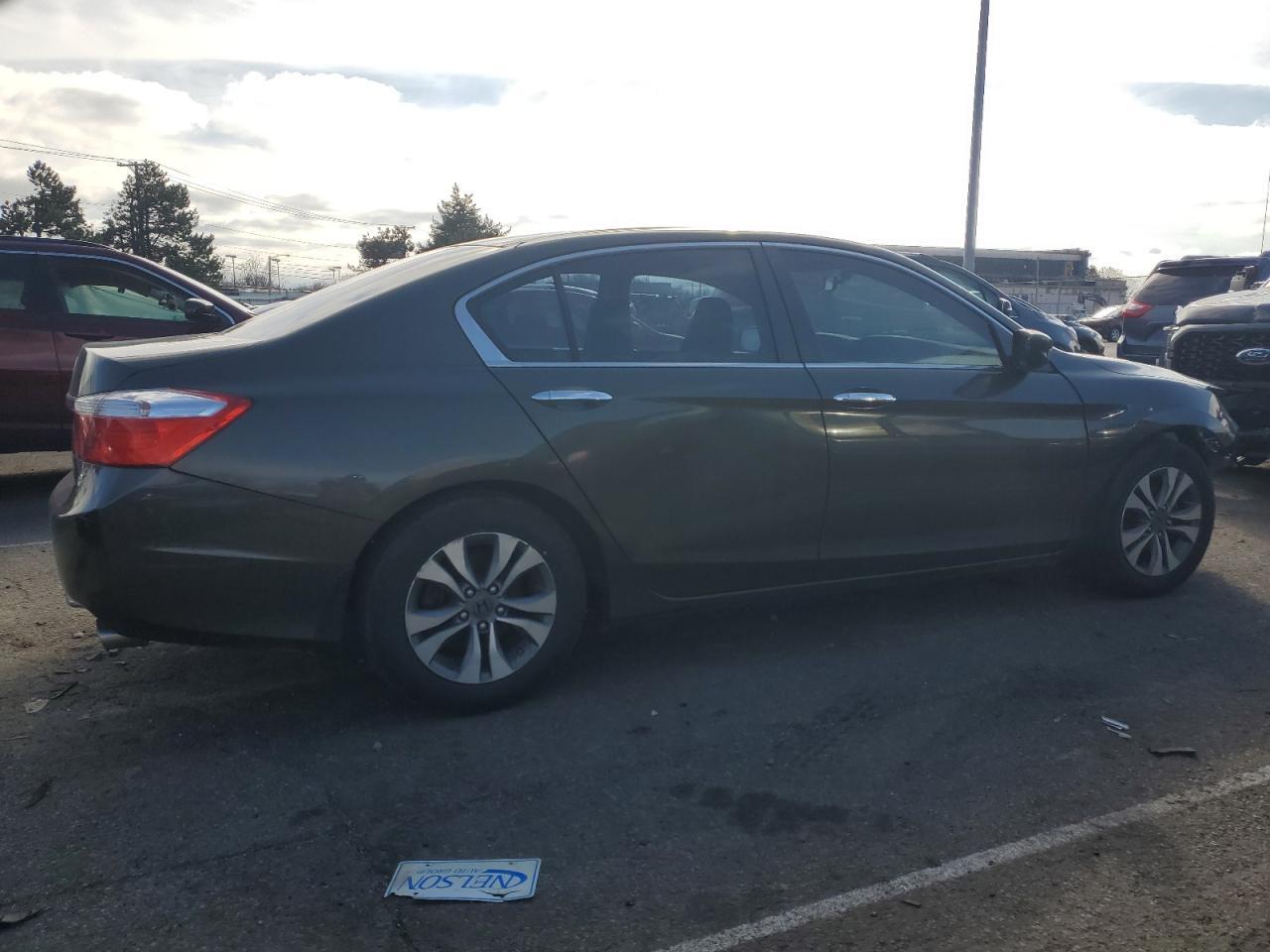 2014 HONDA ACCORD LX - Фото 3