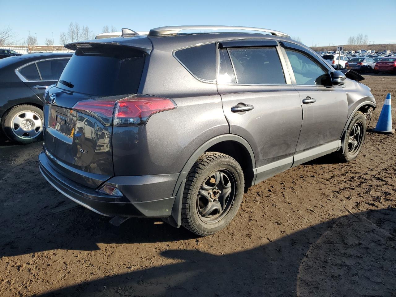 2016 TOYOTA RAV4 XLE - Фото 3