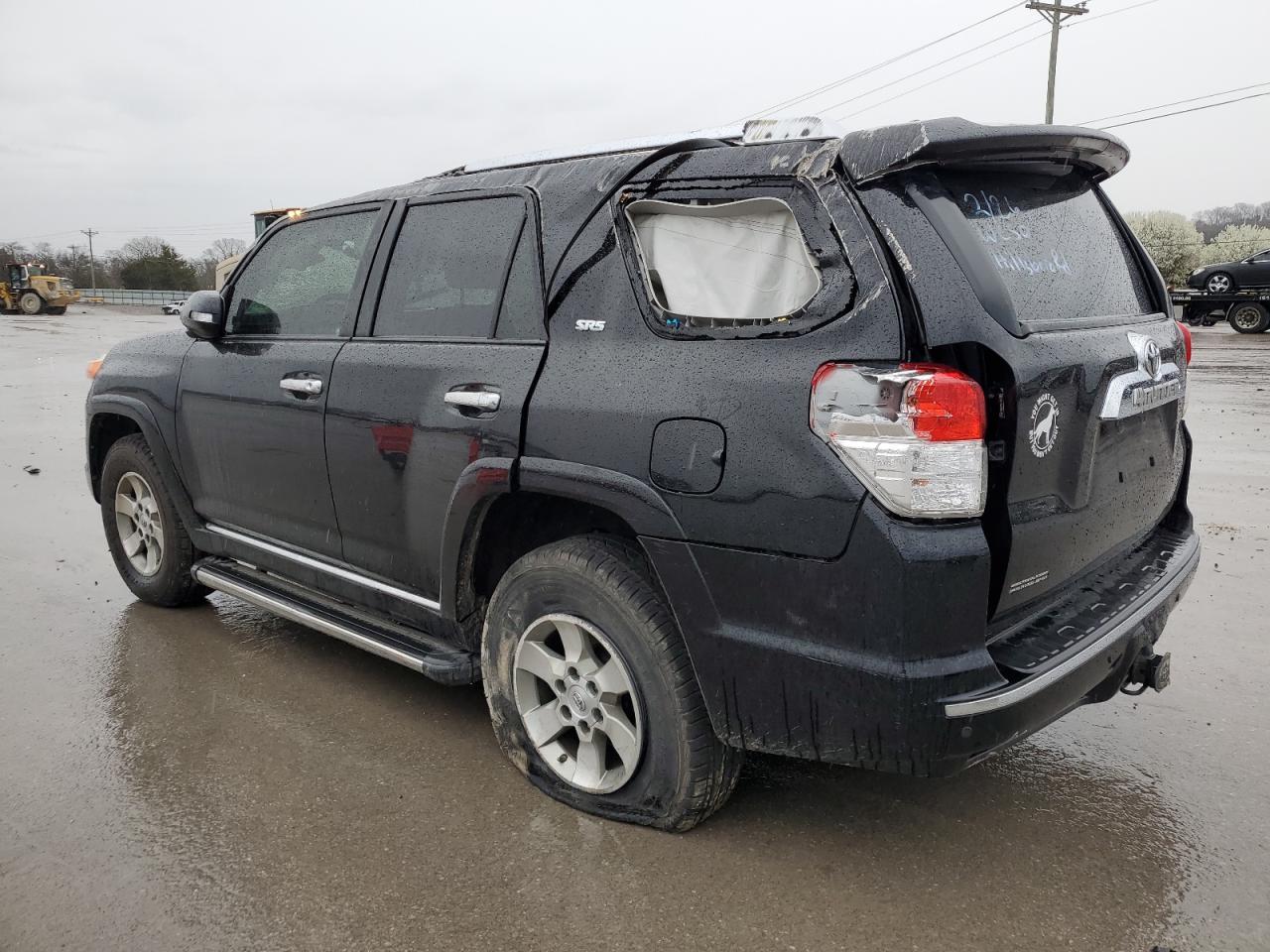2011 TOYOTA 4RUNNER SR - Фото 2