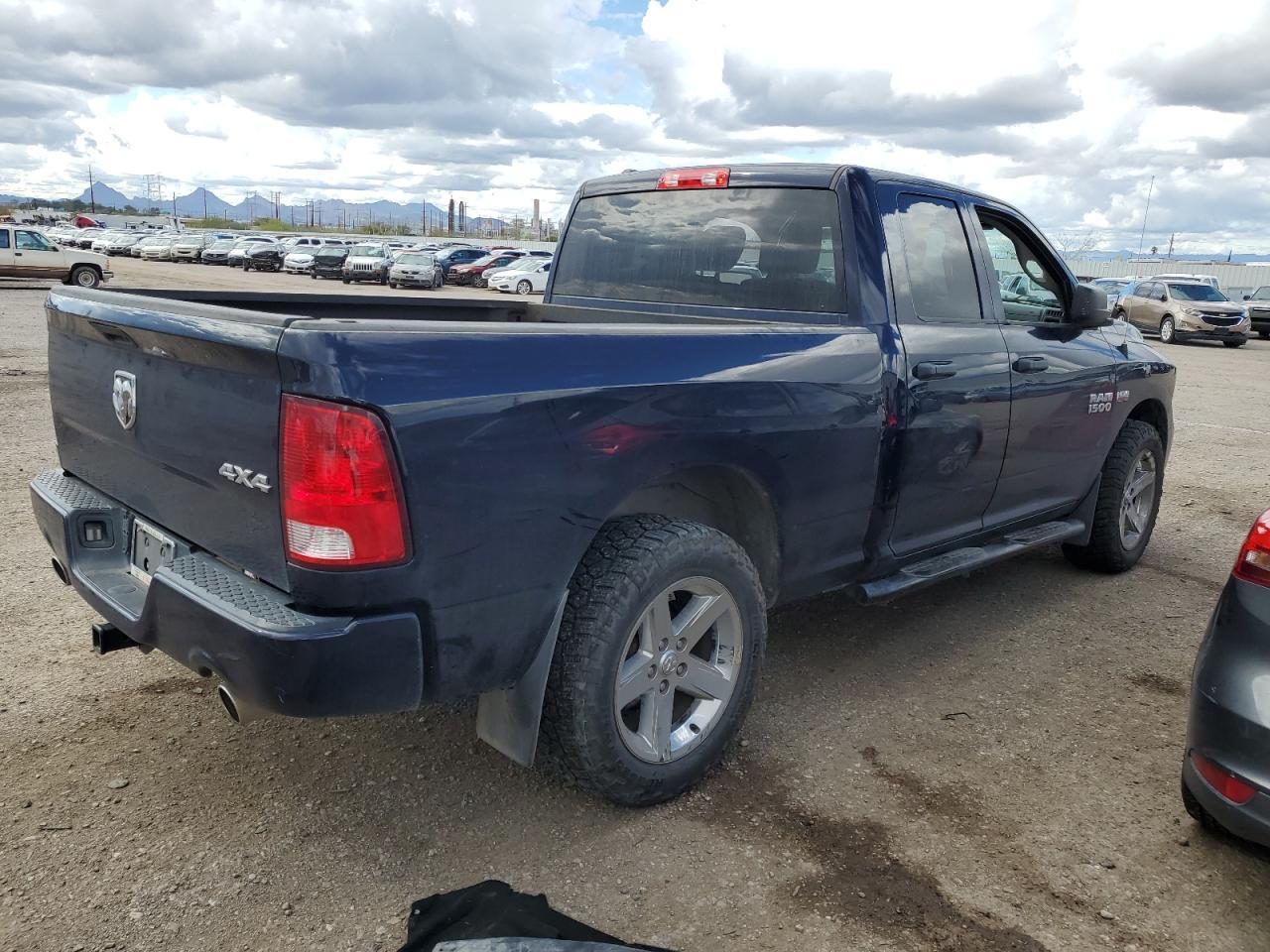 2018 RAM 1500 ST - Image 3