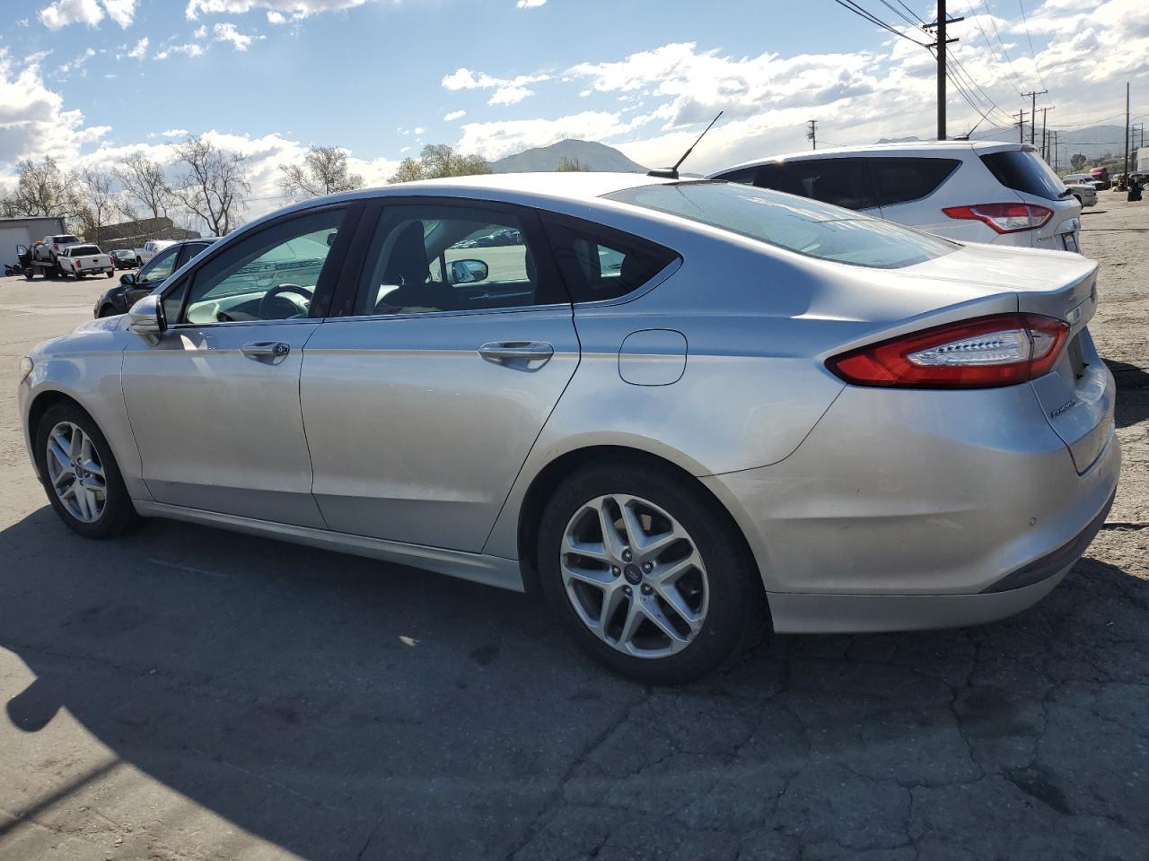 2014 FORD FUSION SE - Image 2