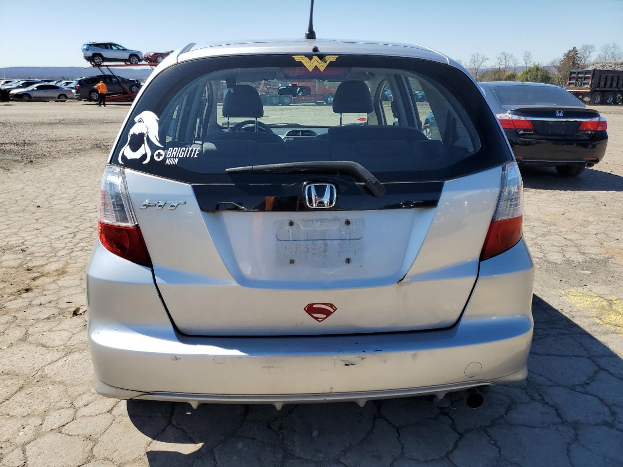 2013 HONDA FIT - Image 6