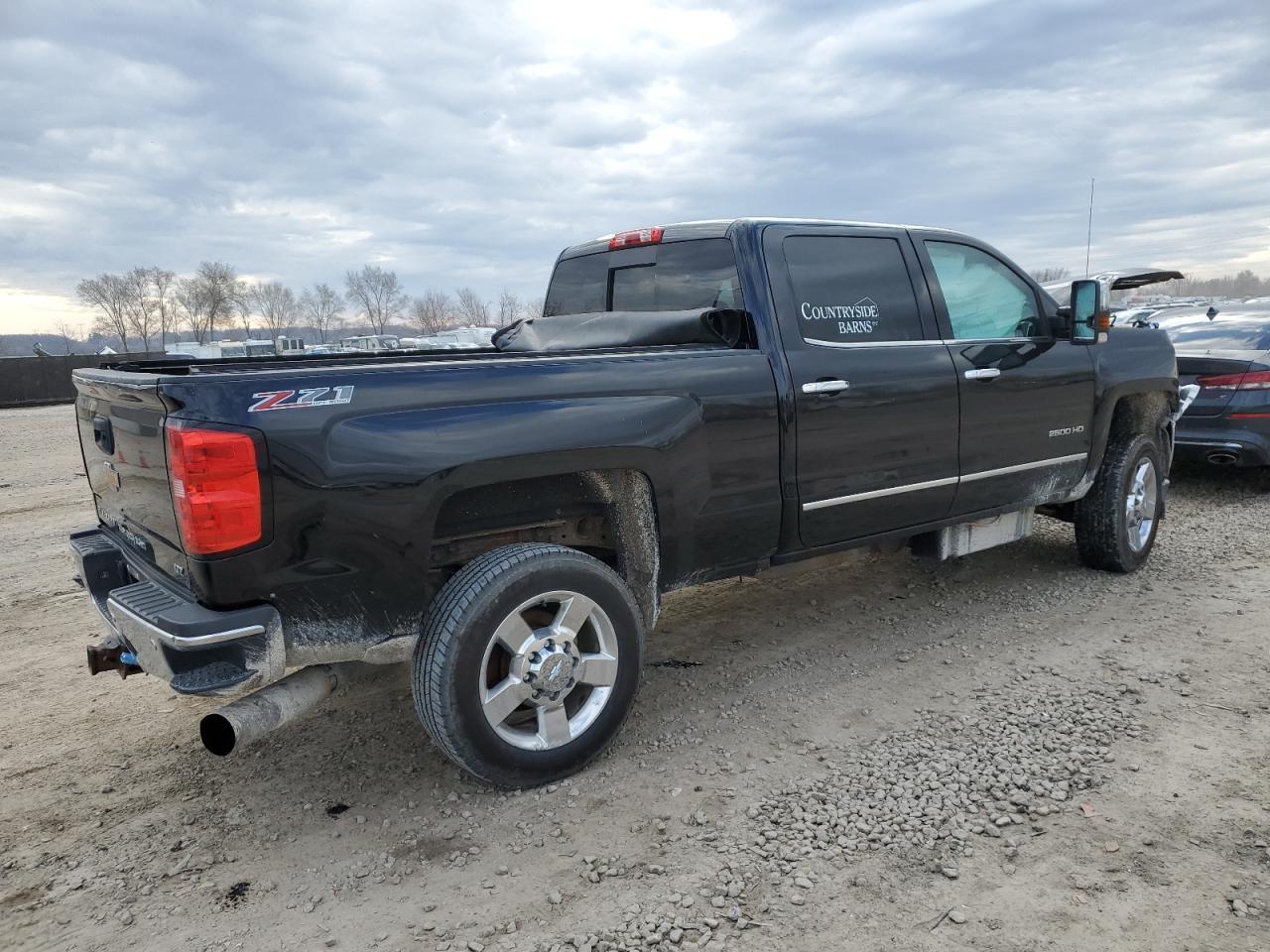 2016 CHEVROLET SILVERADO - Фото 3