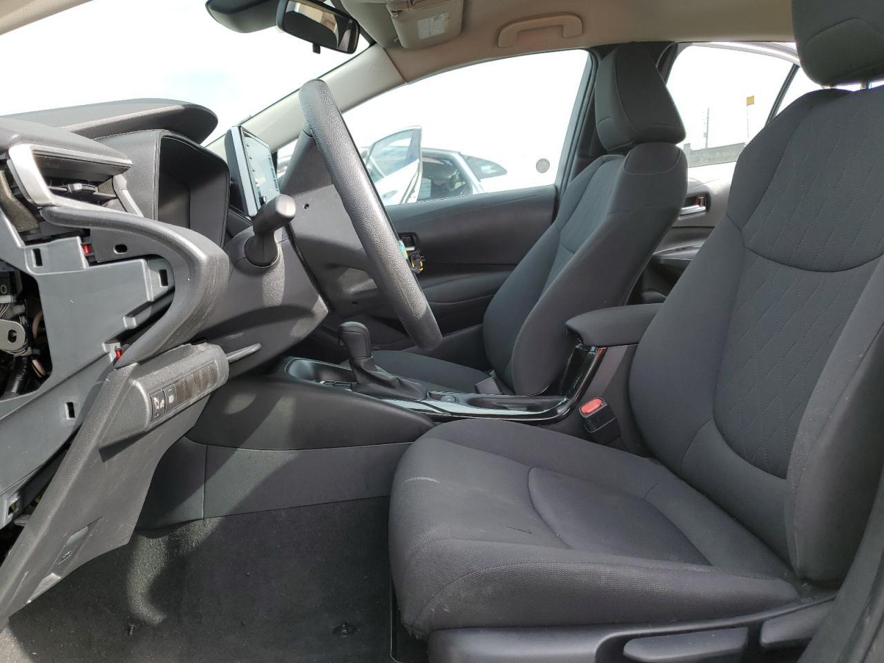 2021 TOYOTA COROLLA LE - Фото 7