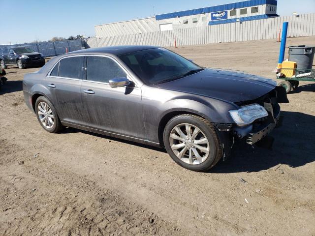2018 Chrysler 300 Limited - Image 4