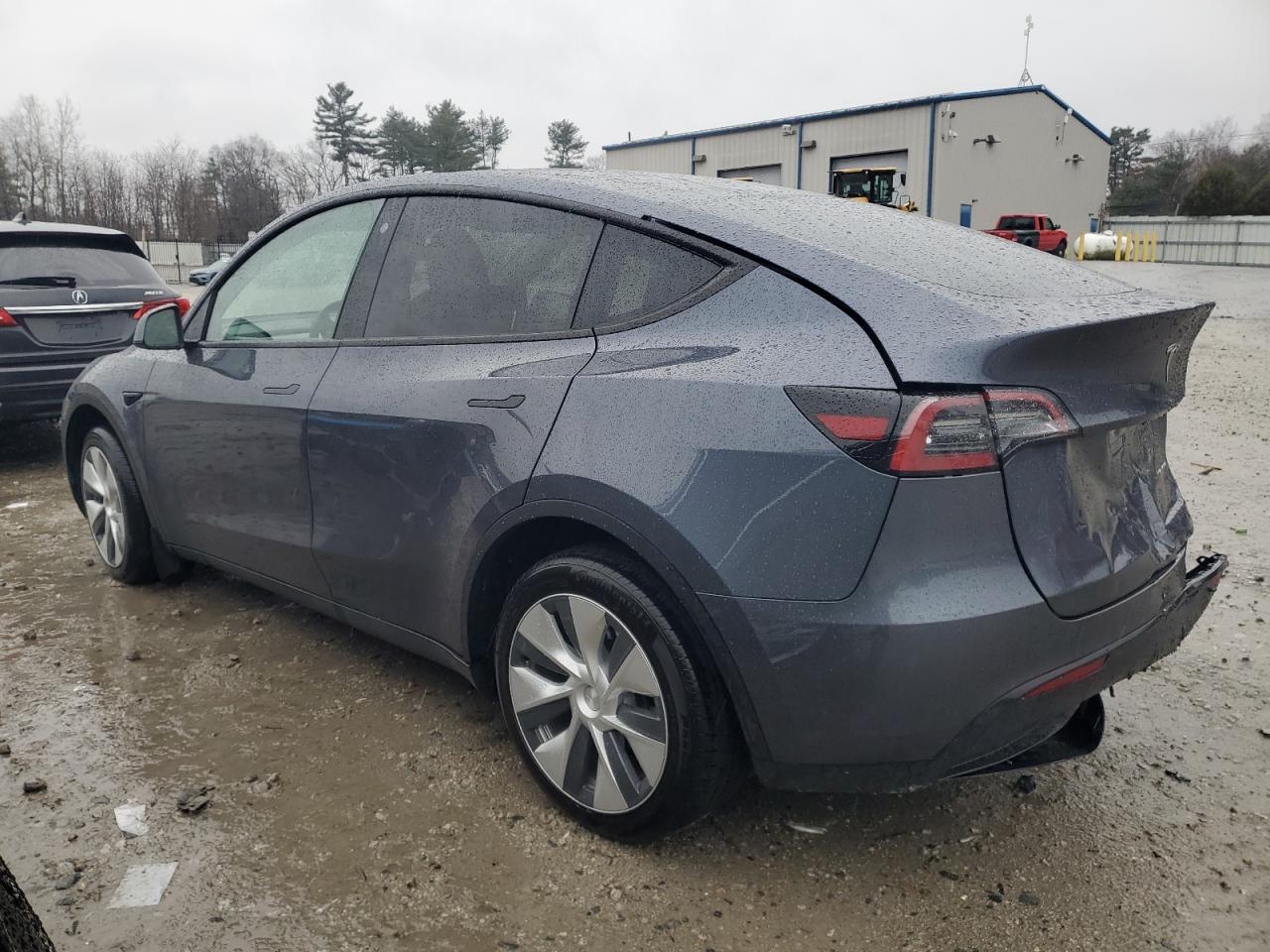 2023 TESLA MODEL Y - Image 2