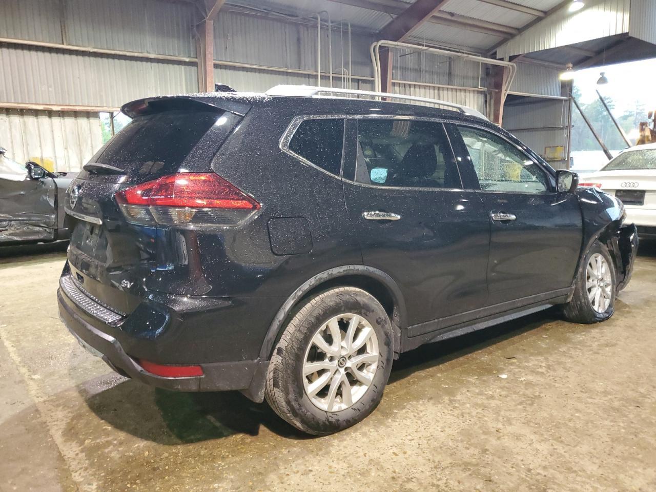 2017 NISSAN ROGUE S - Фото 3