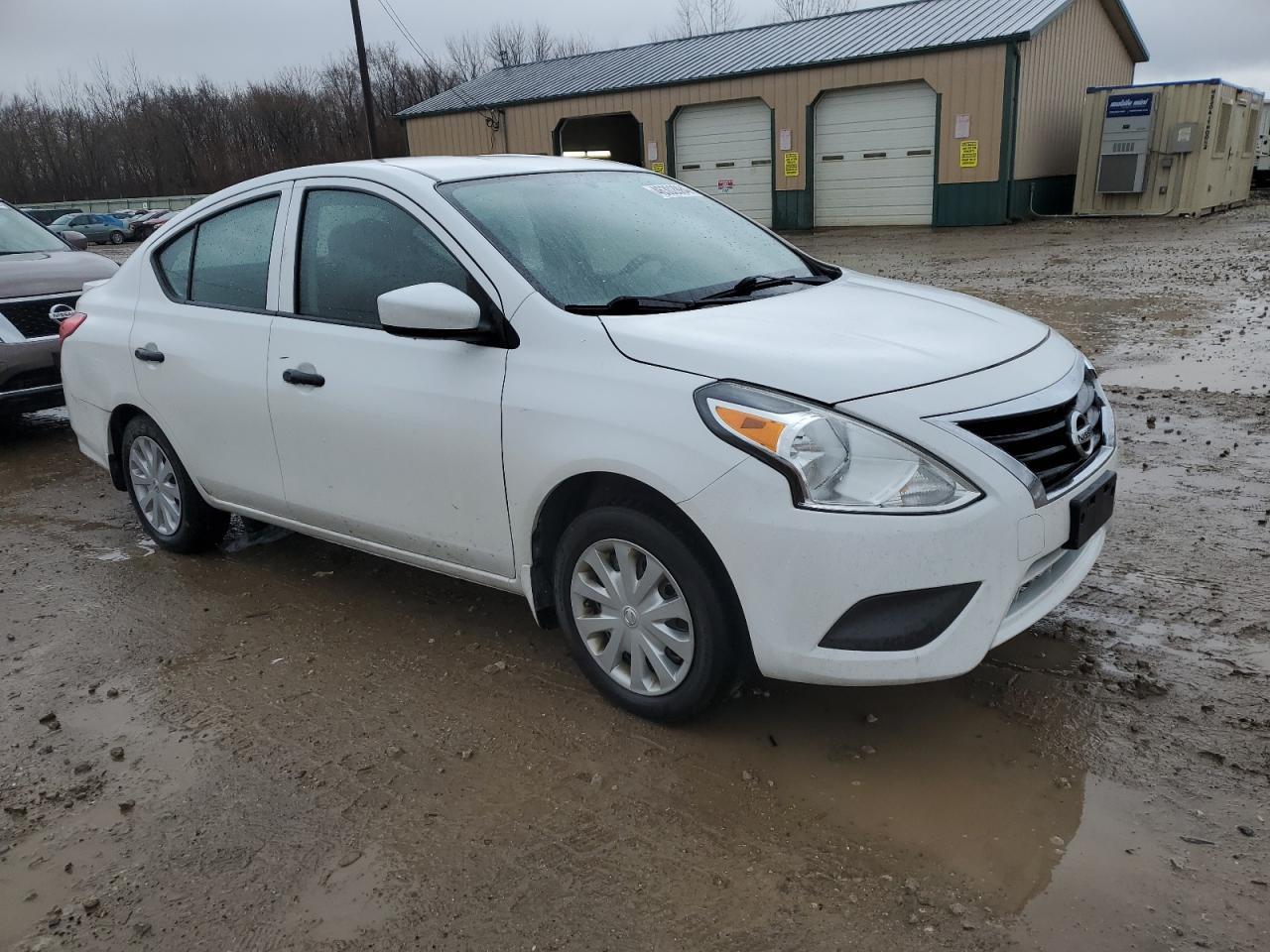 2016 NISSAN VERSA S - Фото 4