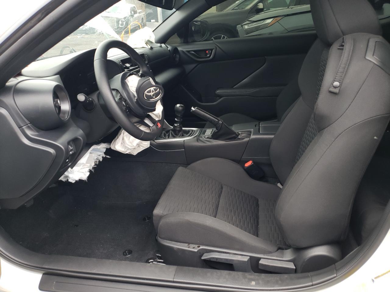 2023 TOYOTA GR 86 - Фото 7