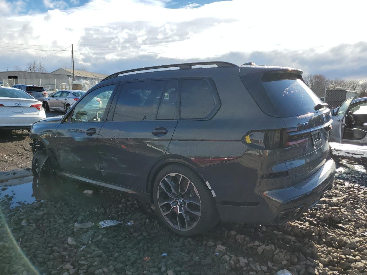 2024 BMW X7 M60I - Image 2
