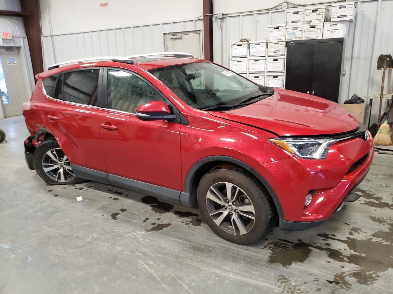 2016 TOYOTA RAV4 XLE - Фото 4