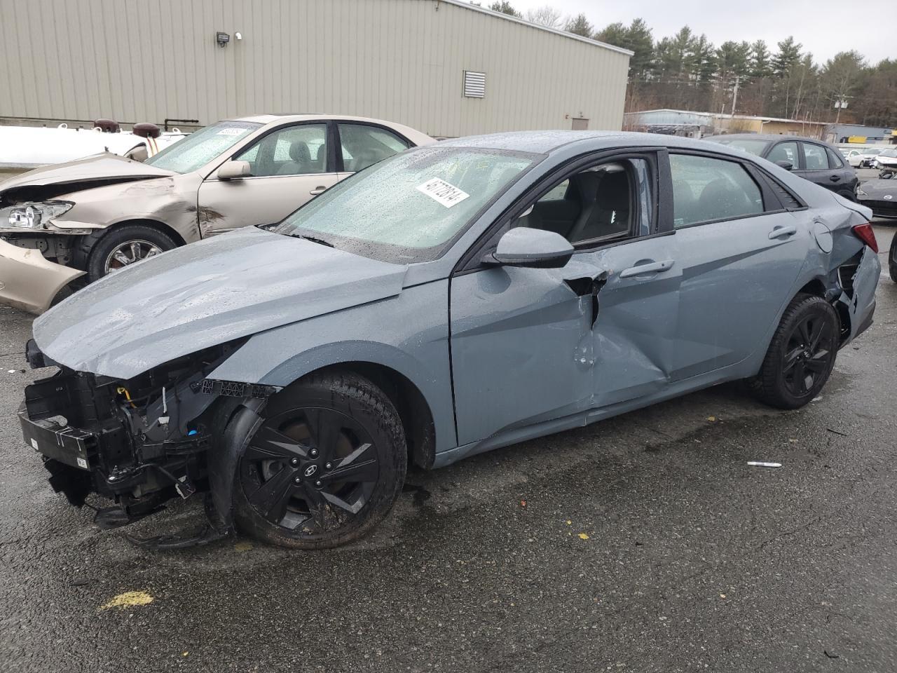 2023 HYUNDAI ELANTRA SE