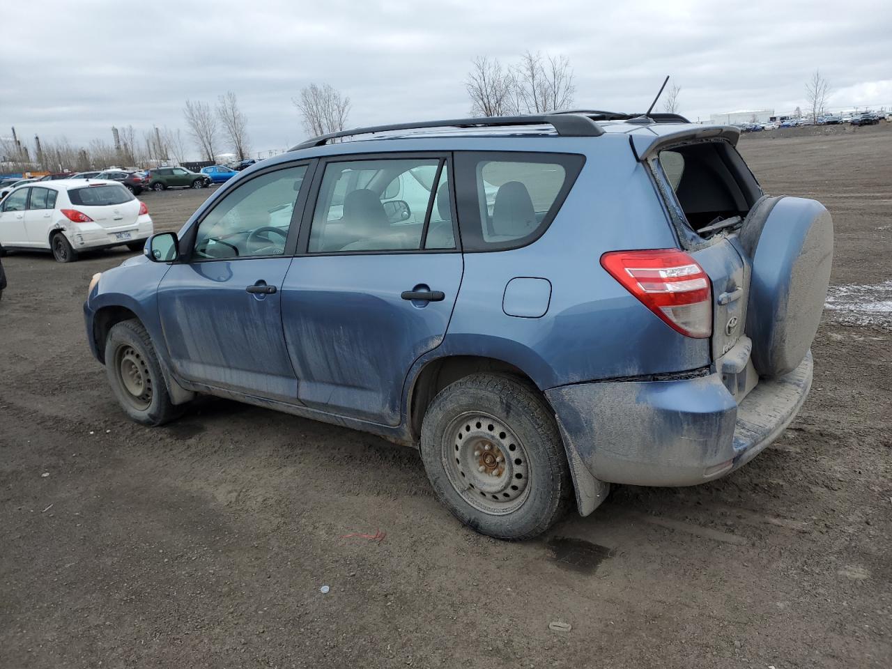 2011 TOYOTA RAV4 - Image 2
