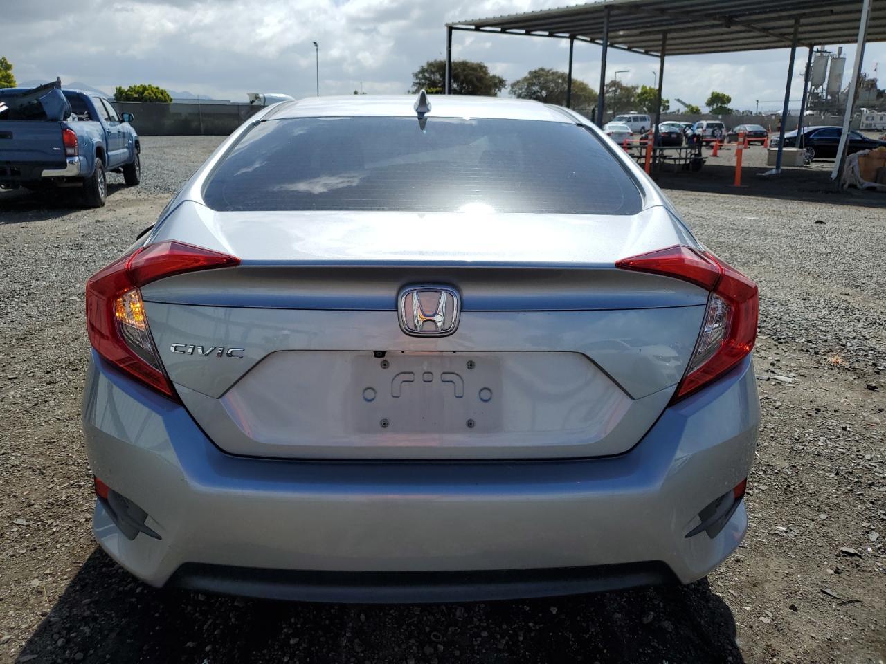2018 HONDA CIVIC EX - Фото 6