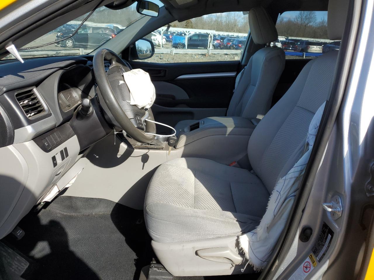 2019 TOYOTA HIGHLANDER - Фото 7