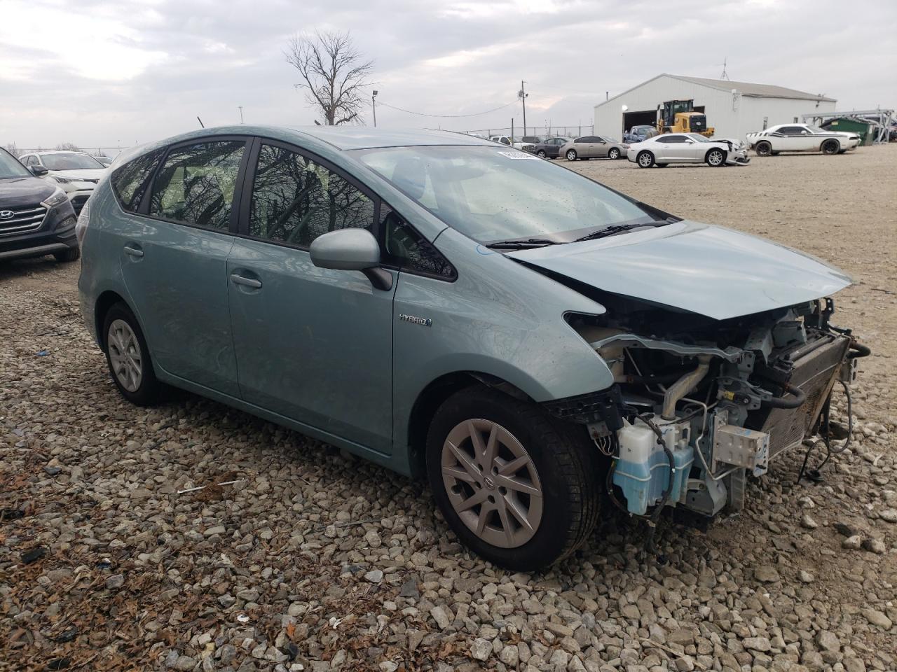 2013 TOYOTA PRIUS V - Image 4