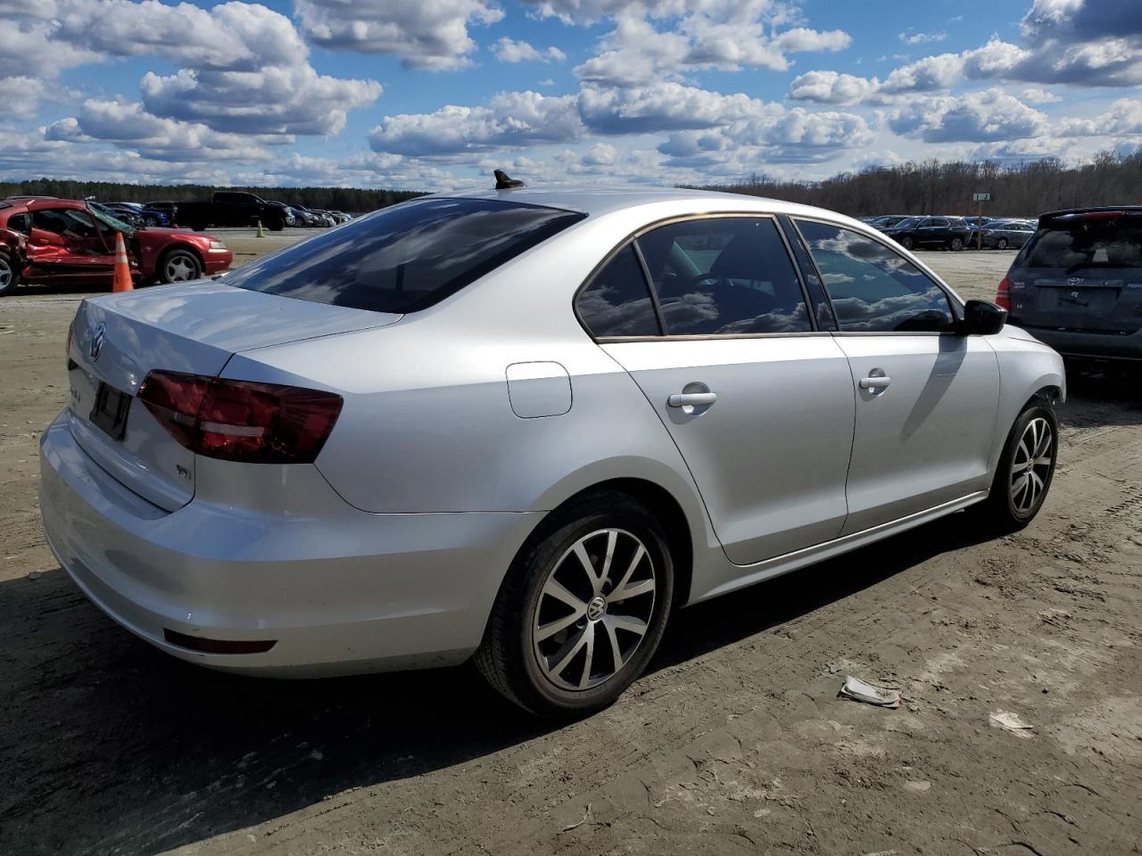 2016 VOLKSWAGEN JETTA SE - Фото 3