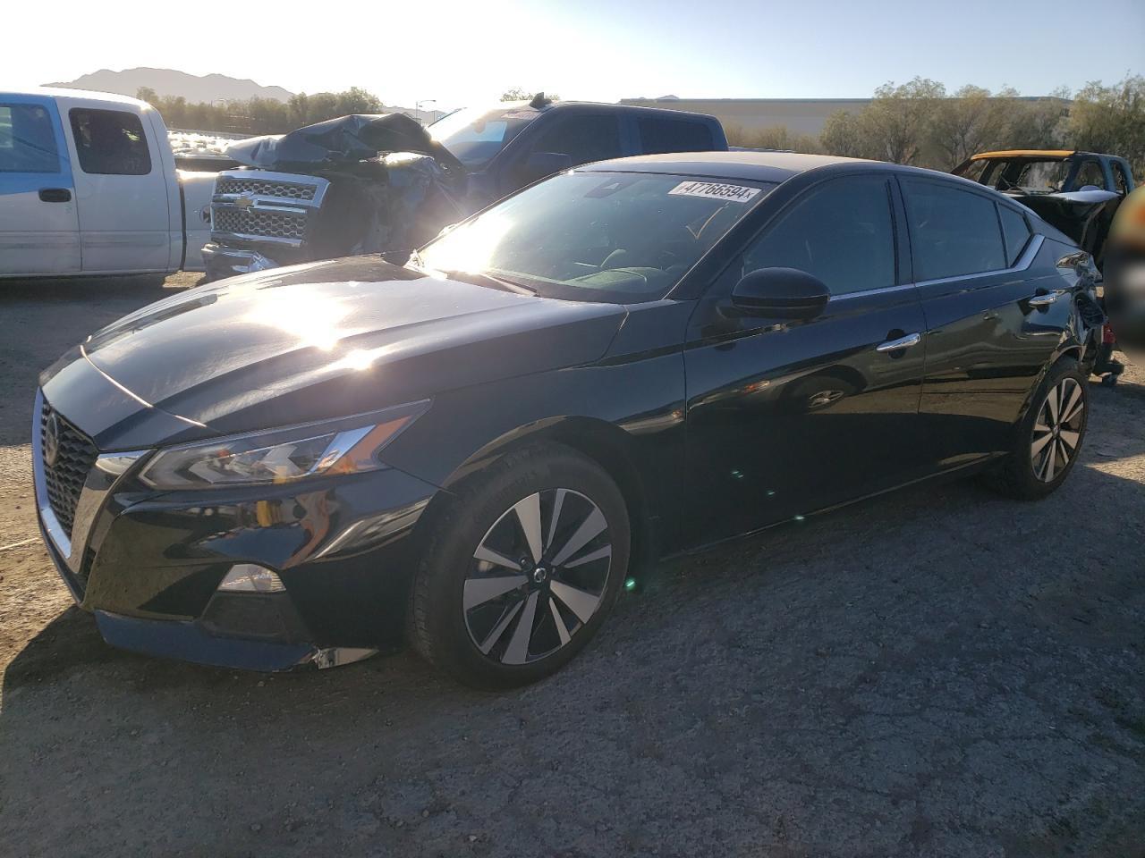 2022 NISSAN ALTIMA SV