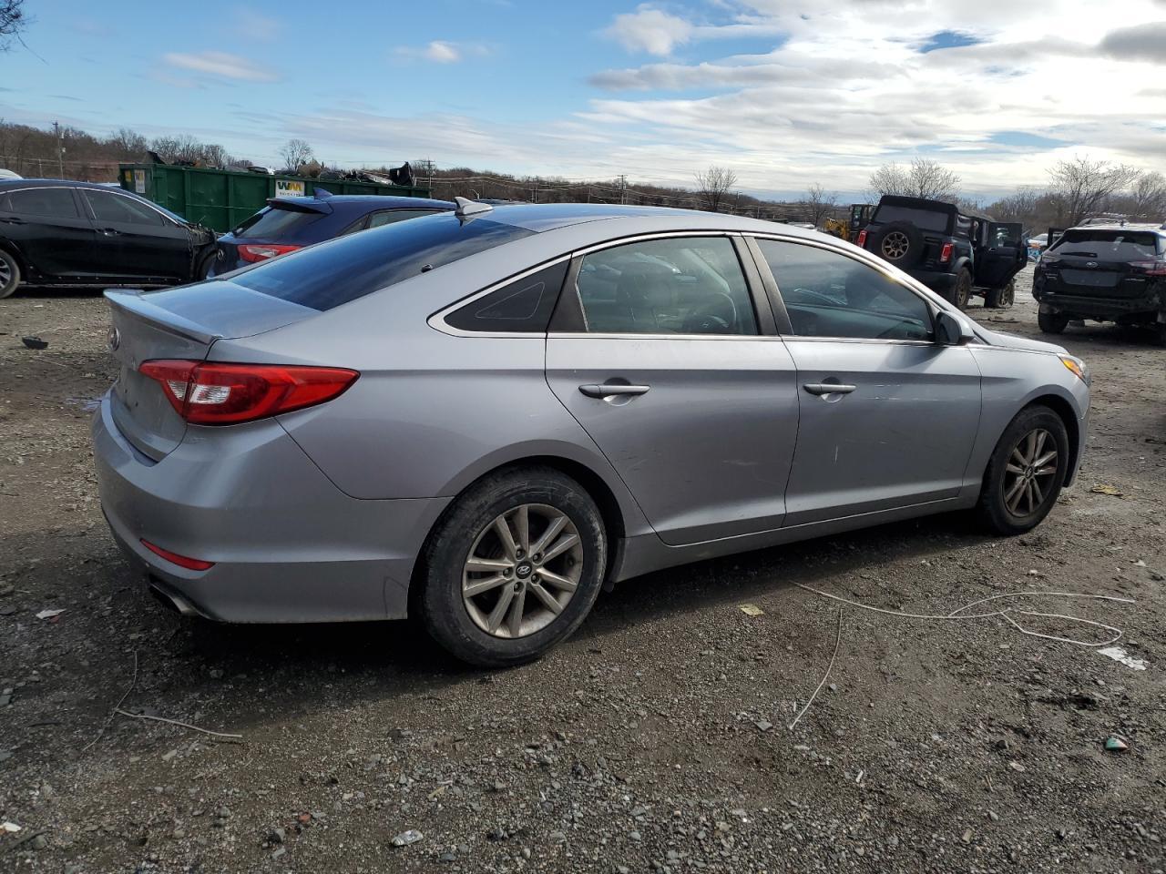 2017 HYUNDAI SONATA SE - Фото 3