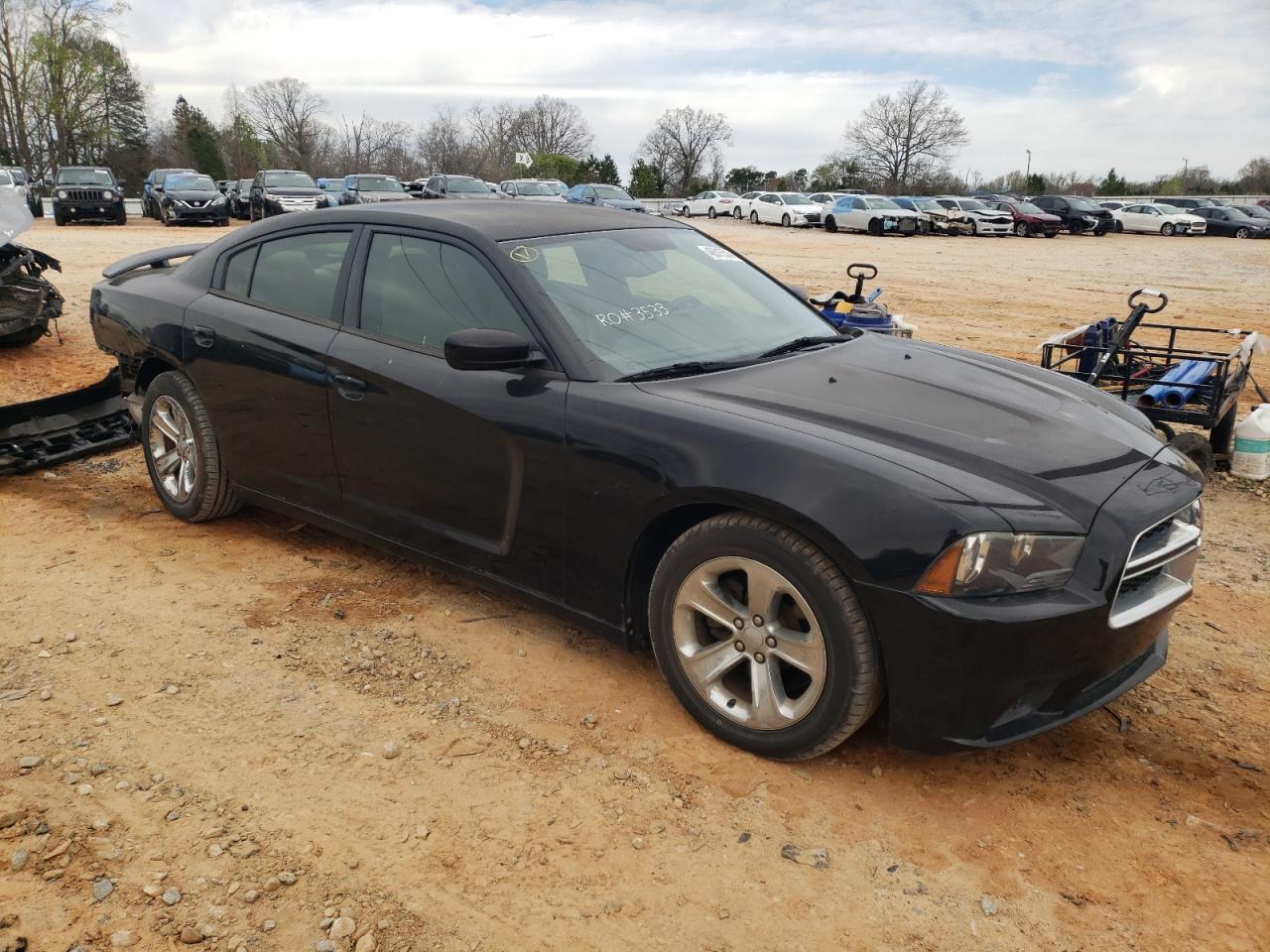 2013 DODGE CHARGER SE - Фото 4