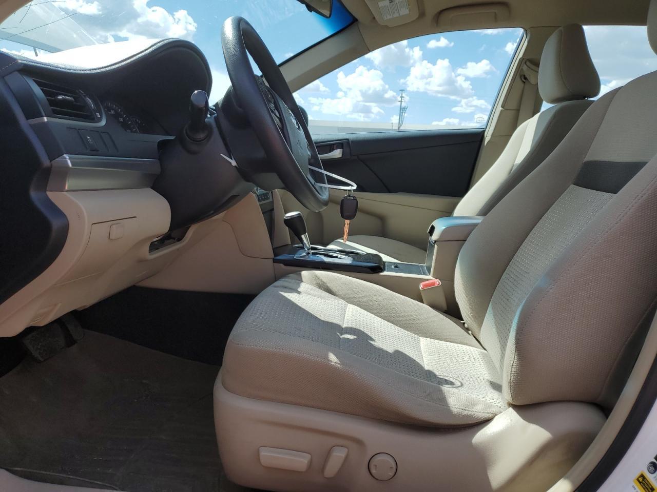 2013 TOYOTA CAMRY L - Фото 7