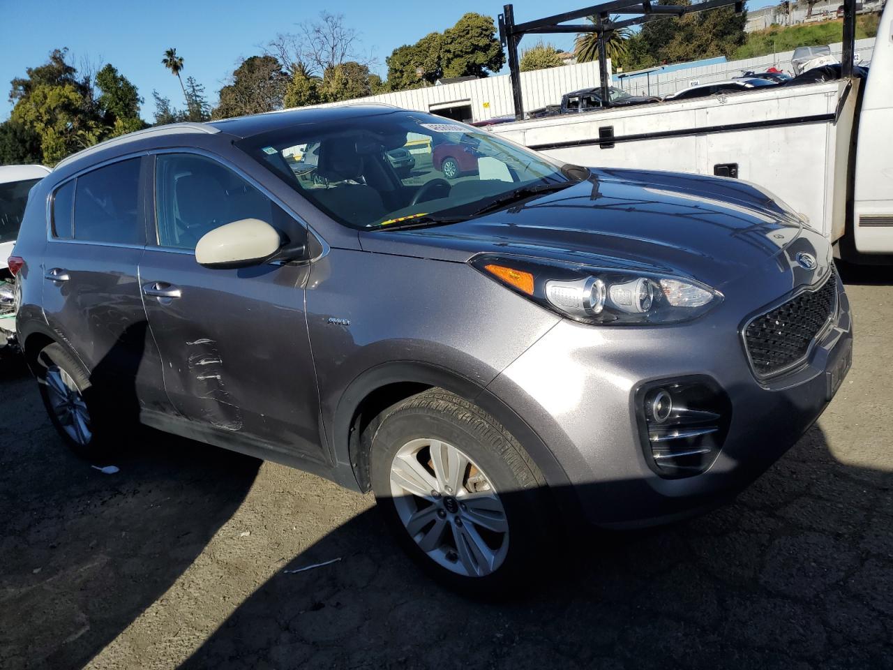 2017 KIA SPORTAGE L - Image 4