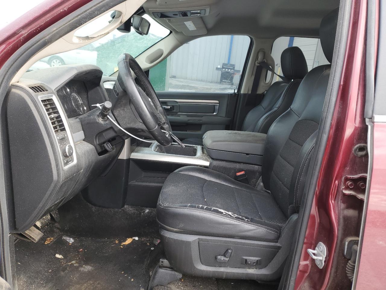 2017 RAM 1500 SLT - Image 7