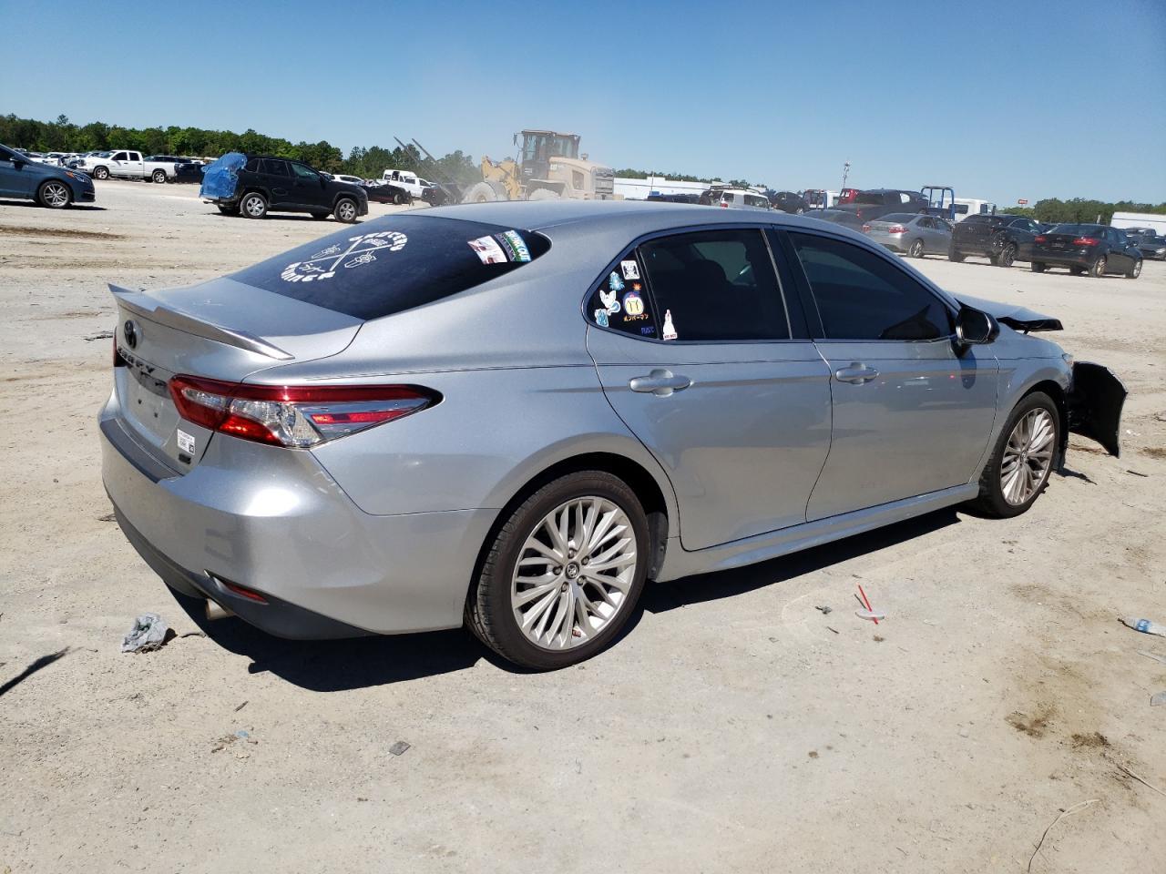 2018 TOYOTA CAMRY L - Фото 3