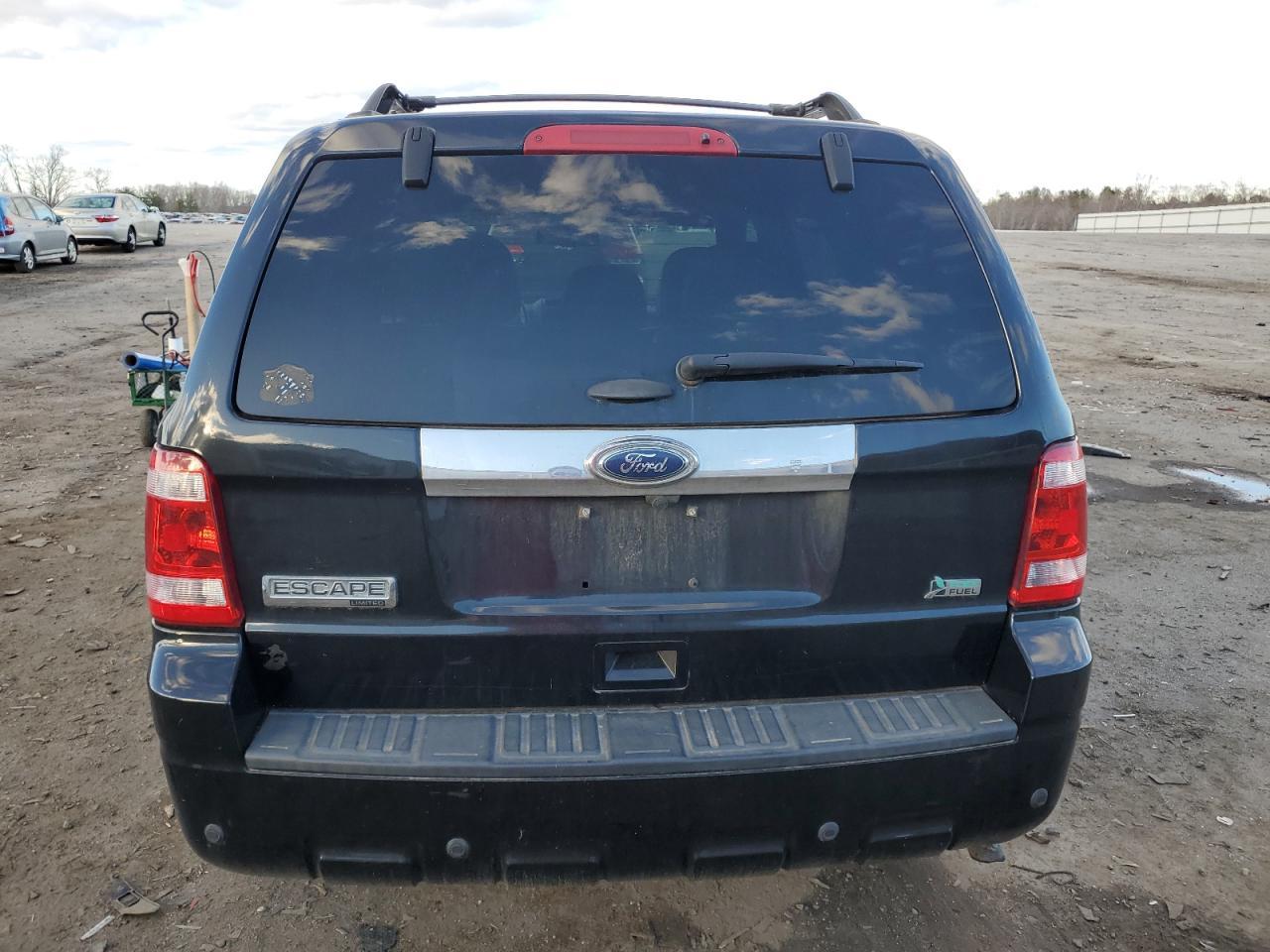 2012 FORD ESCAPE LIM - Image 6