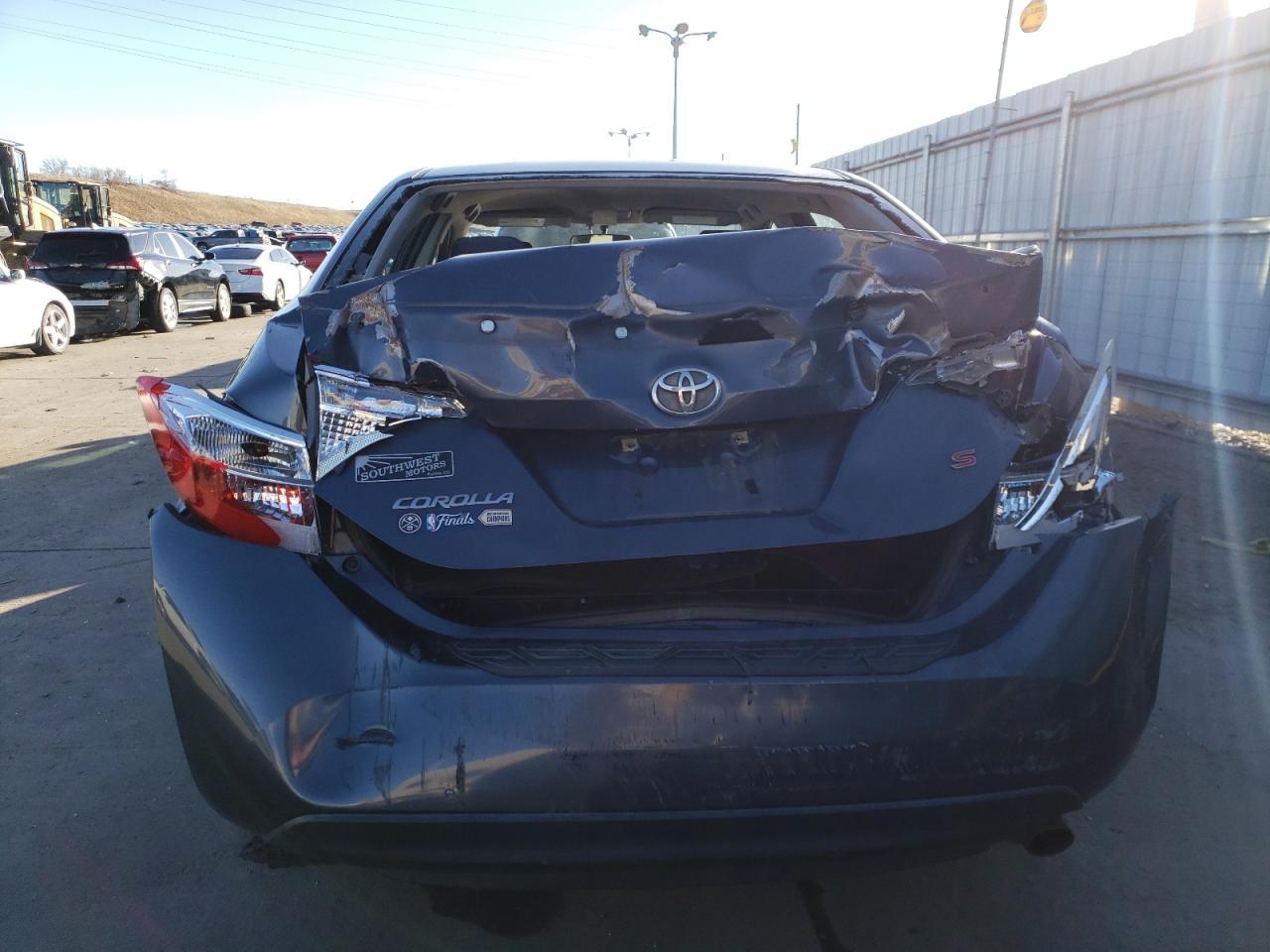 2014 TOYOTA COROLLA L - Image 6