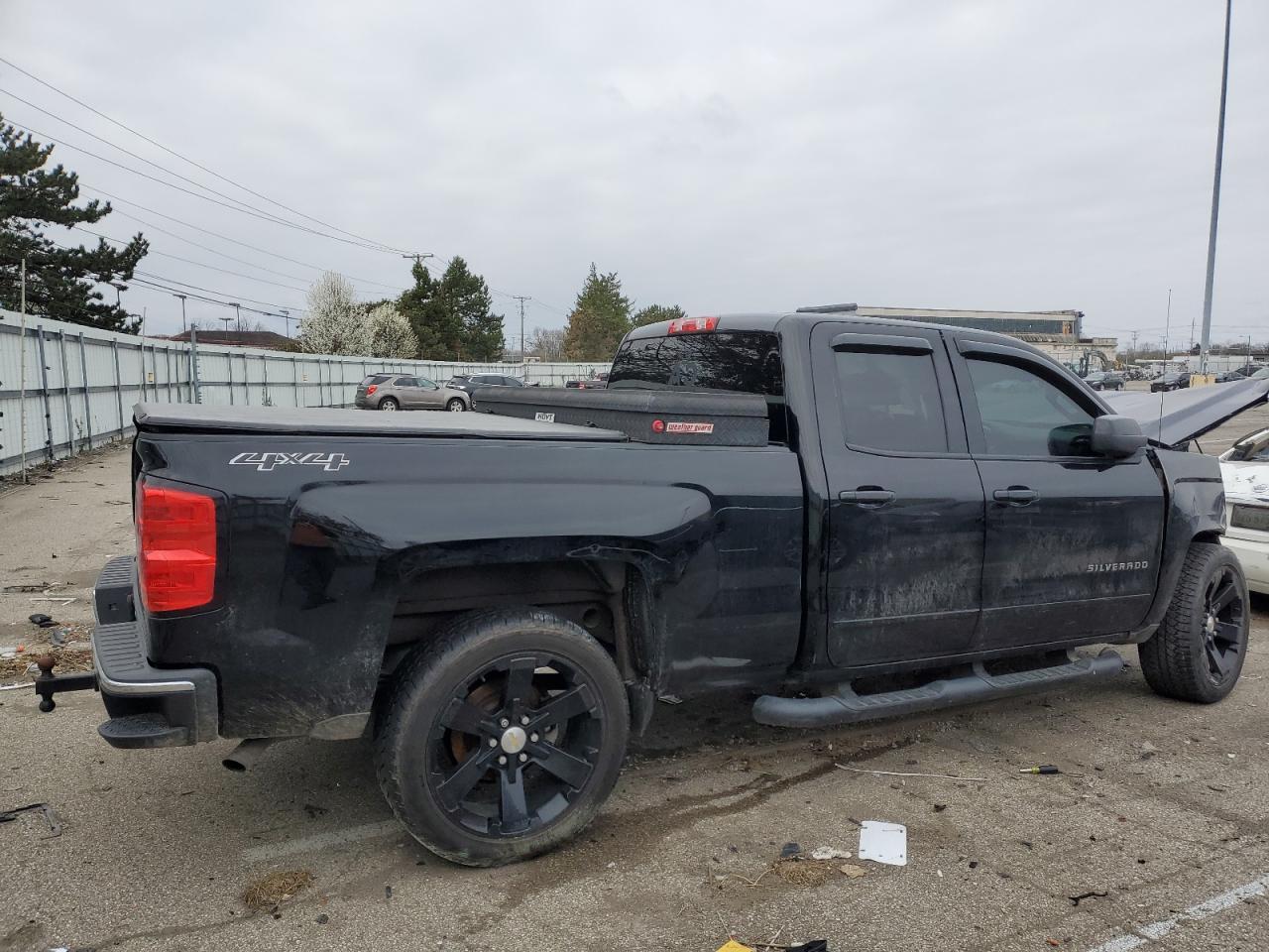 2015 CHEVROLET SILVERADO - Фото 3