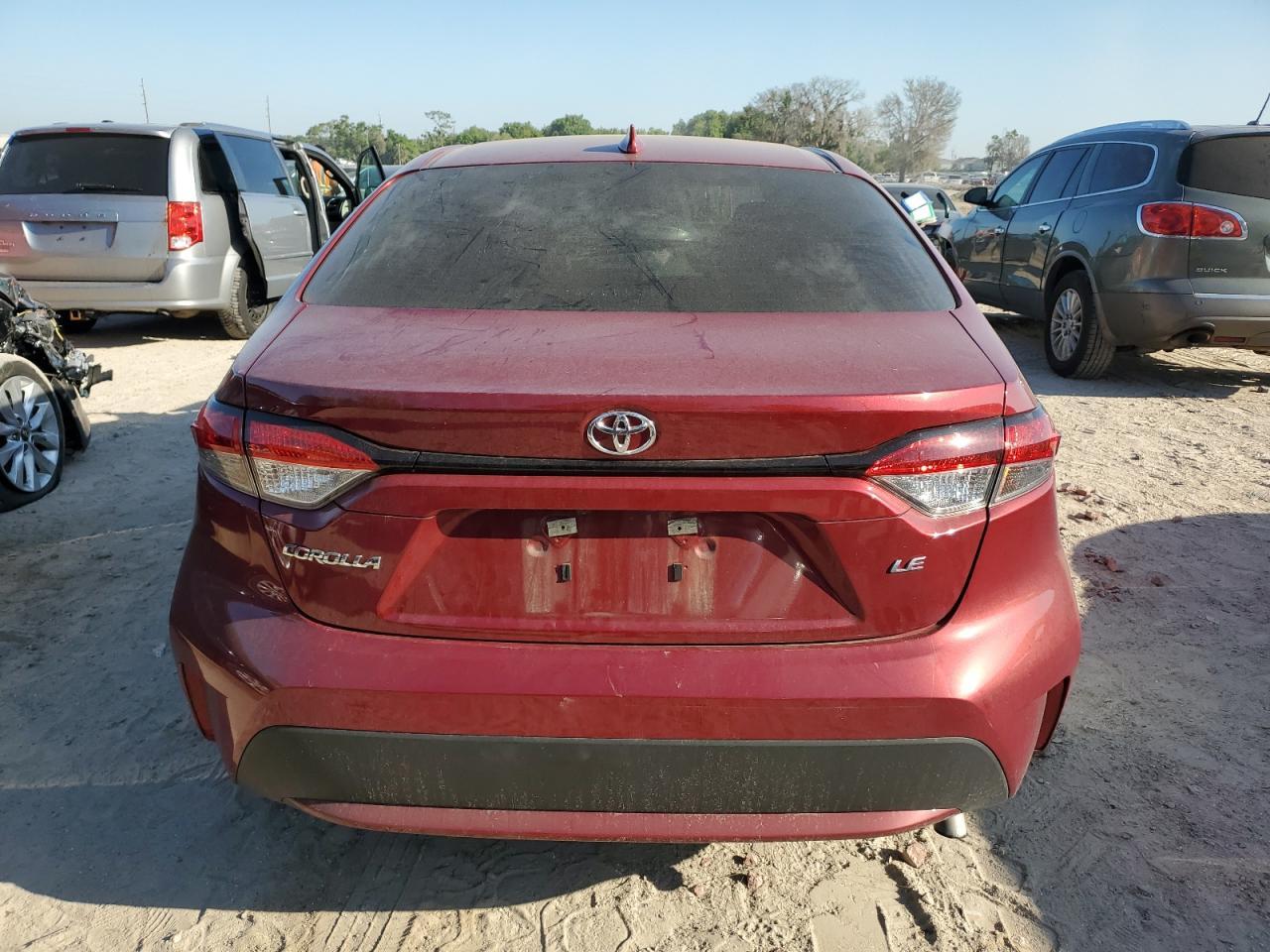 2022 TOYOTA COROLLA LE - Фото 6