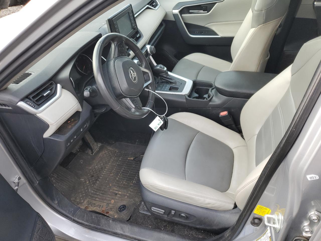 2019 TOYOTA RAV4 XLE P - Image 7