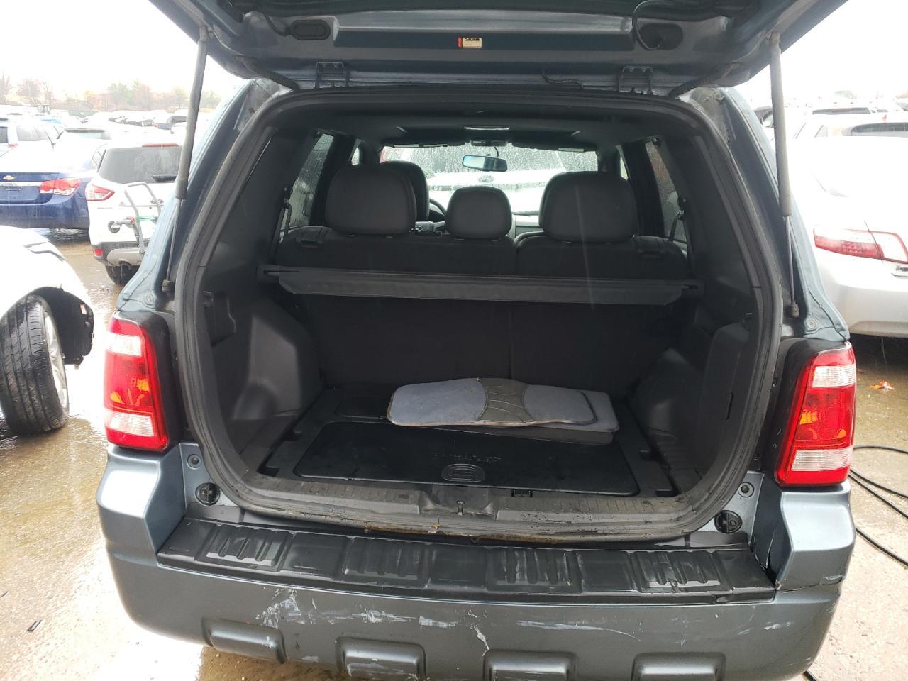 2012 FORD ESCAPE XLT - Image 6