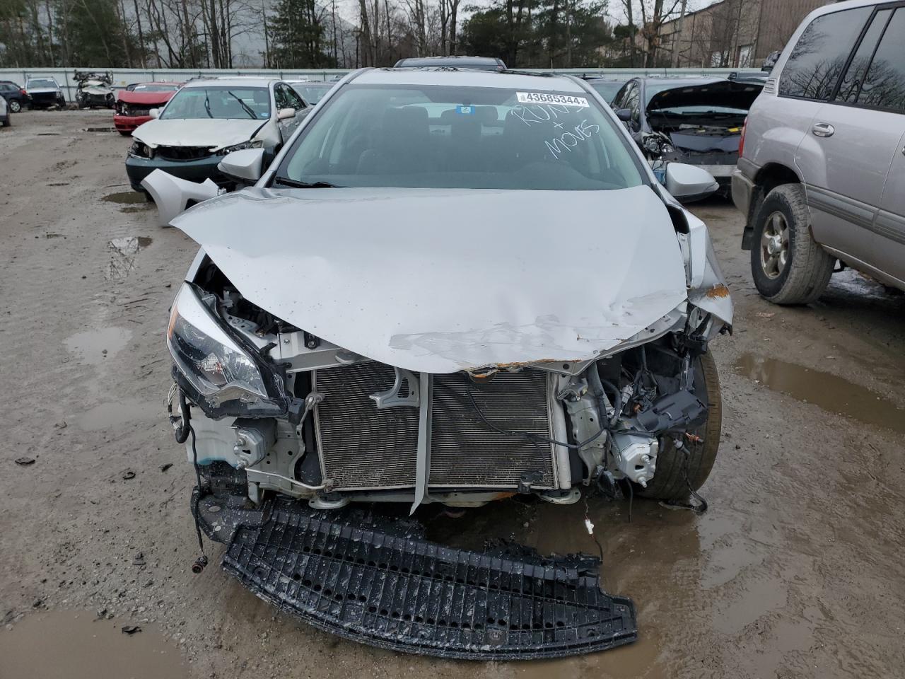 2015 TOYOTA COROLLA L - Фото 5