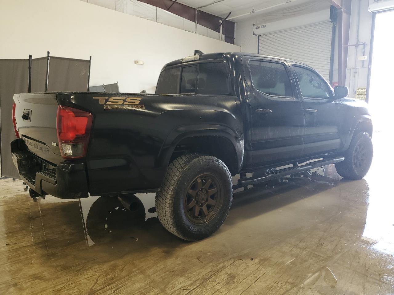 2023 TOYOTA TACOMA DOU - Фото 3