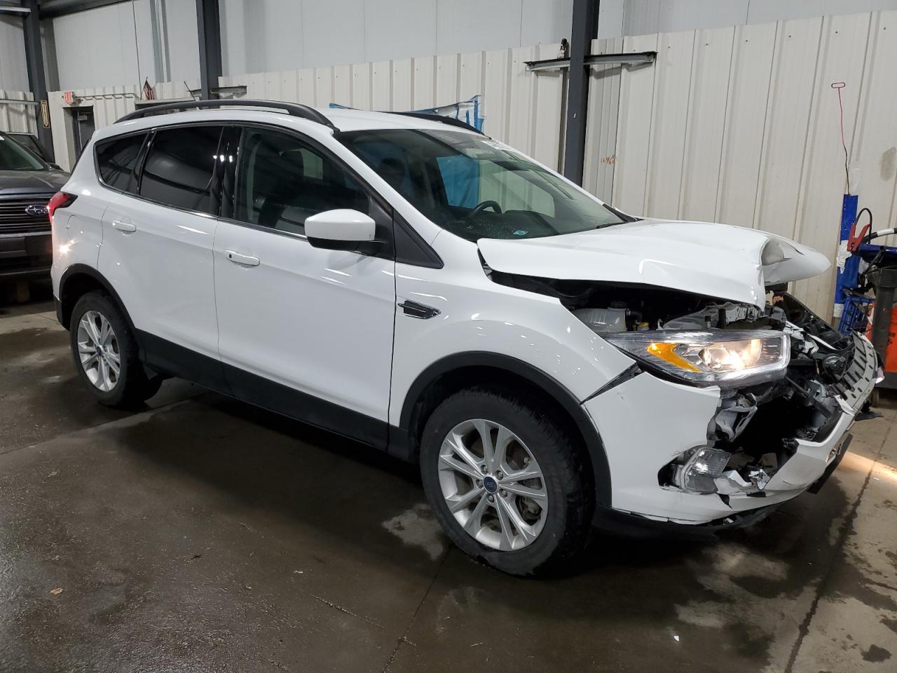 2019 FORD ESCAPE SEL - Фото 4