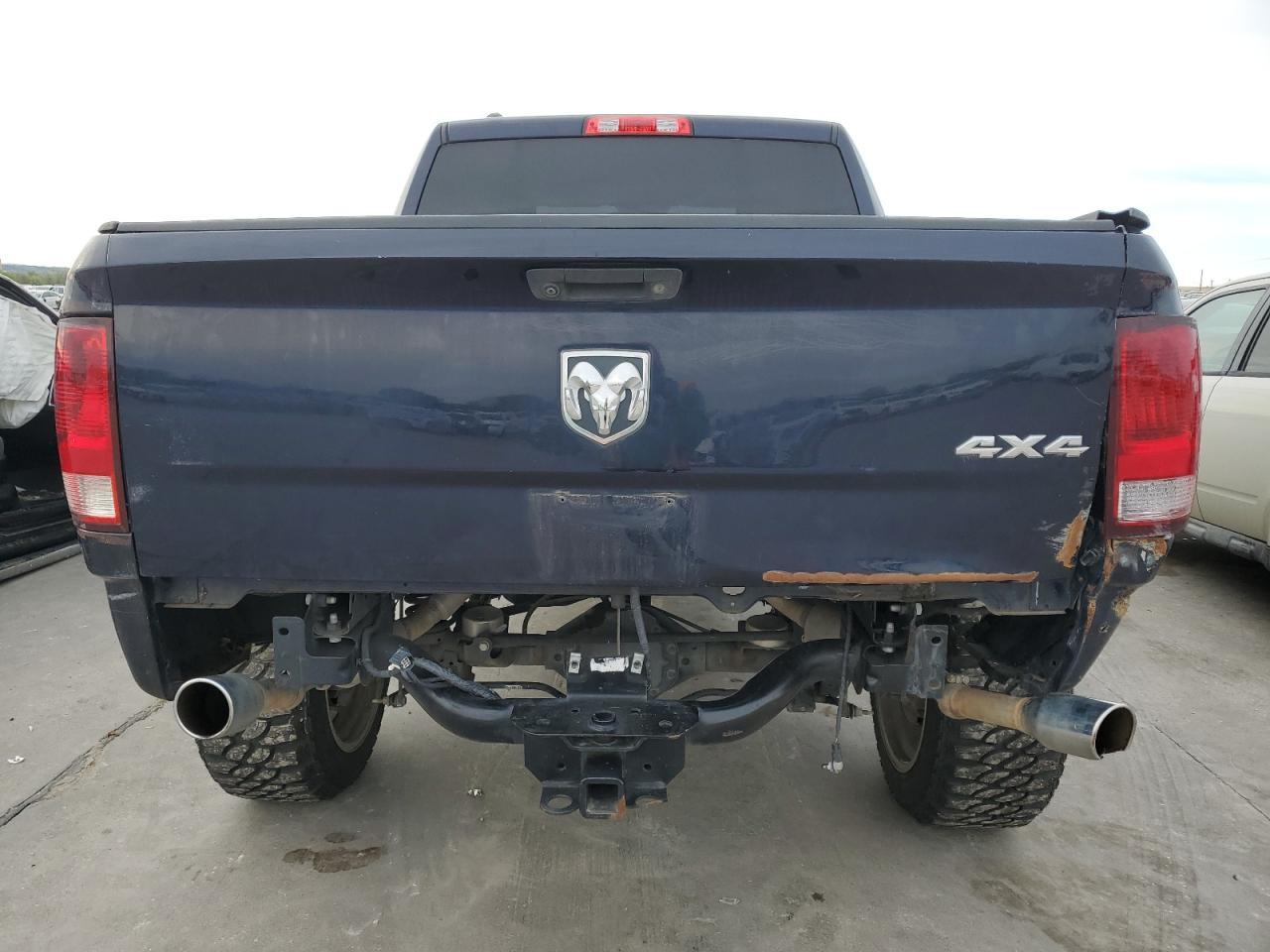 2015 RAM 1500 ST - Image 6
