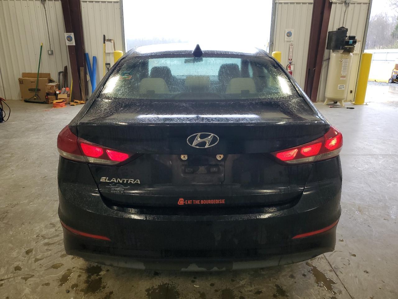 2017 HYUNDAI ELANTRA SE - Фото 6