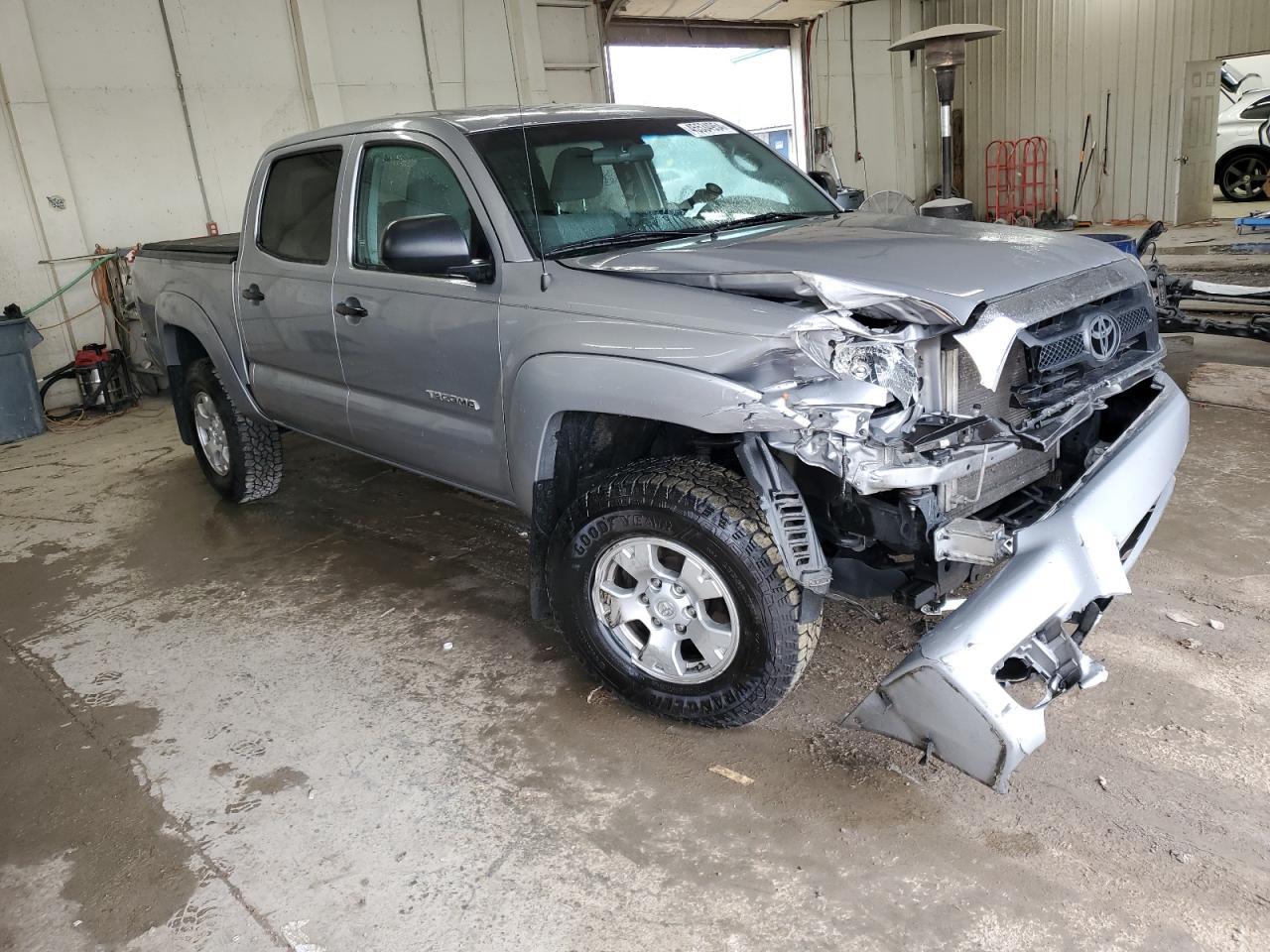 2014 TOYOTA TACOMA DOU - Фото 4