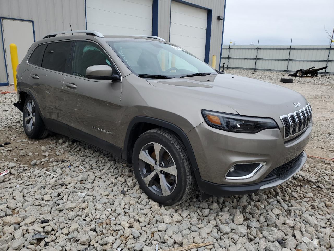 2019 JEEP CHEROKEE L - Image 4