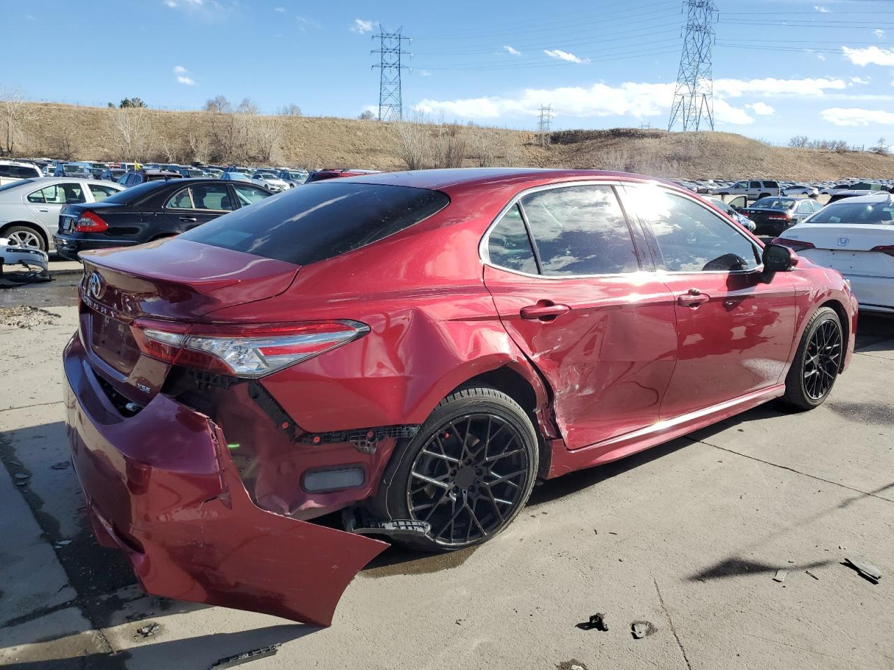 2018 TOYOTA CAMRY XSE - Фото 3
