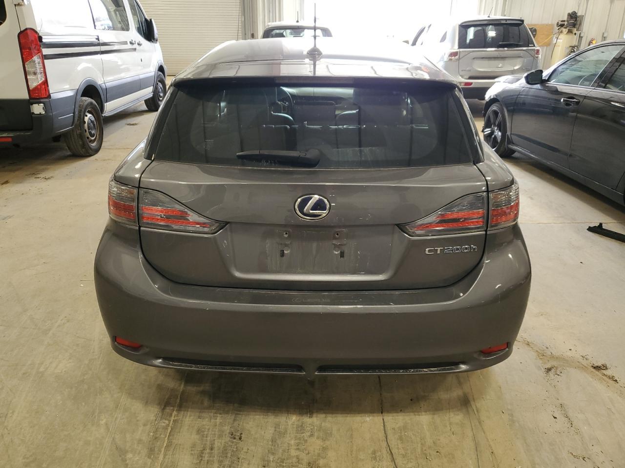 2013 LEXUS CT 200 - Image 6