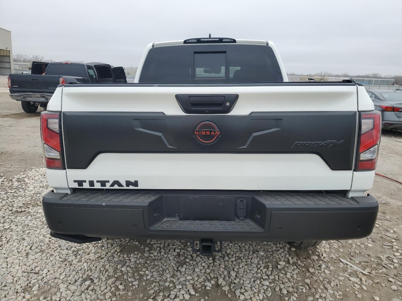 2023 NISSAN TITAN SV - Image 6