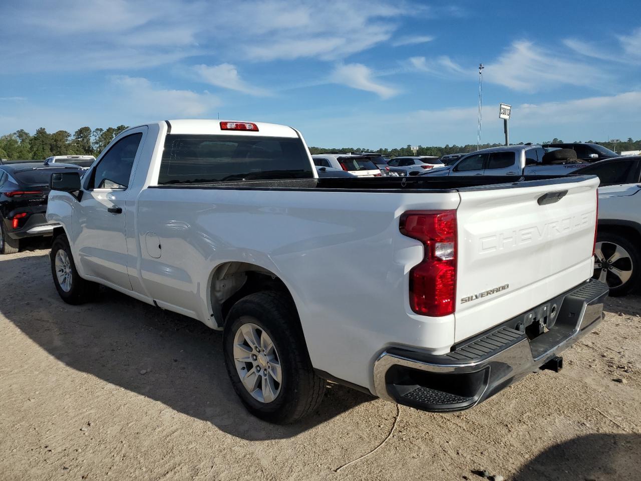 2021 CHEVROLET SILVERADO - Фото 2