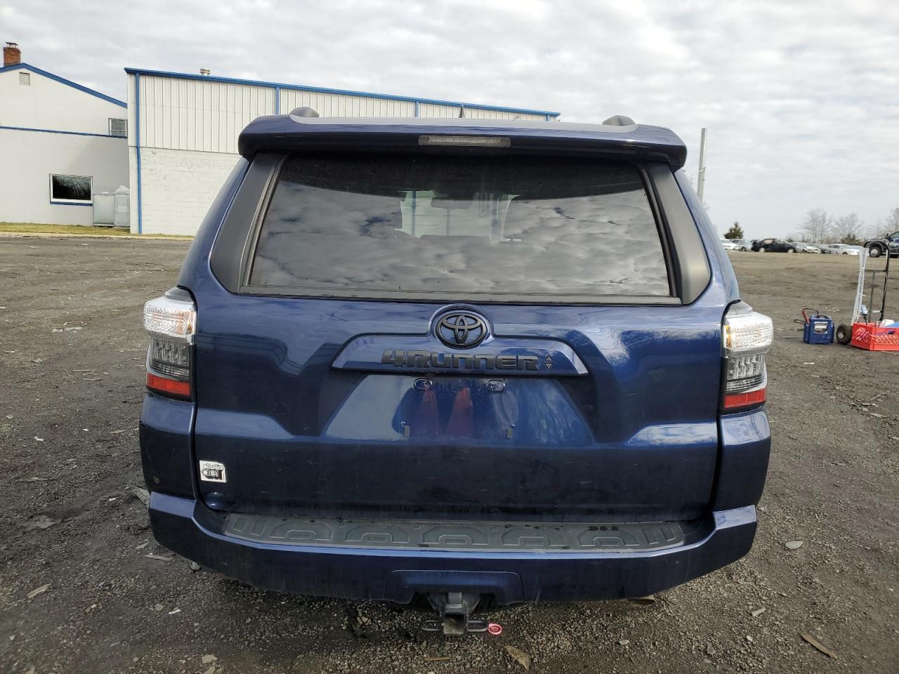 2022 TOYOTA 4RUNNER SR - Фото 6
