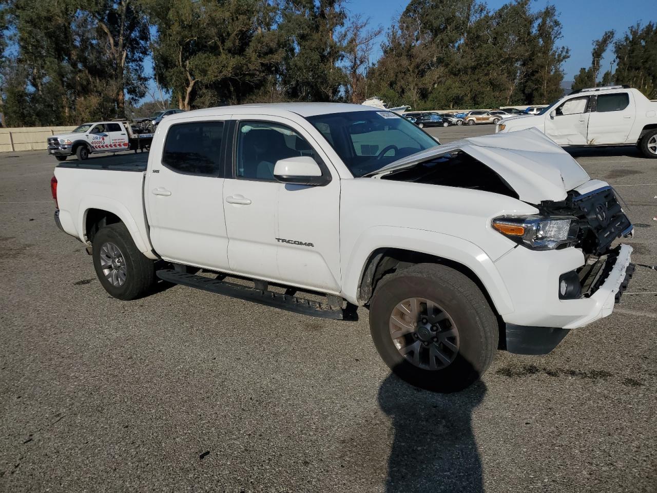 2017 TOYOTA TACOMA DOU - Фото 4