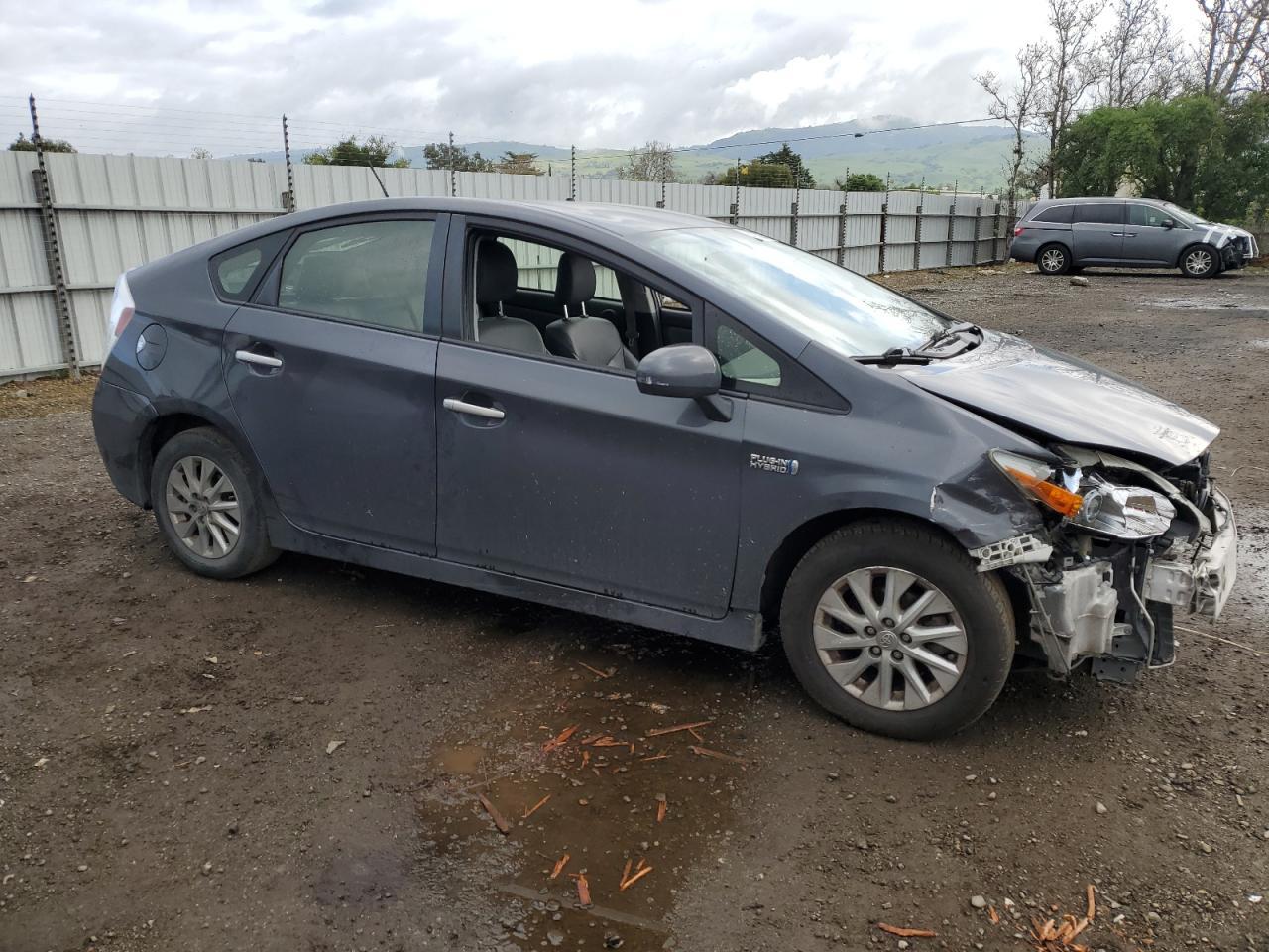 2015 TOYOTA PRIUS PLUG - Фото 4