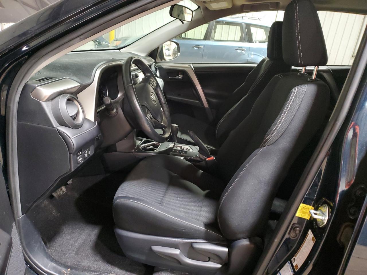 2017 TOYOTA RAV4 XLE - Image 7