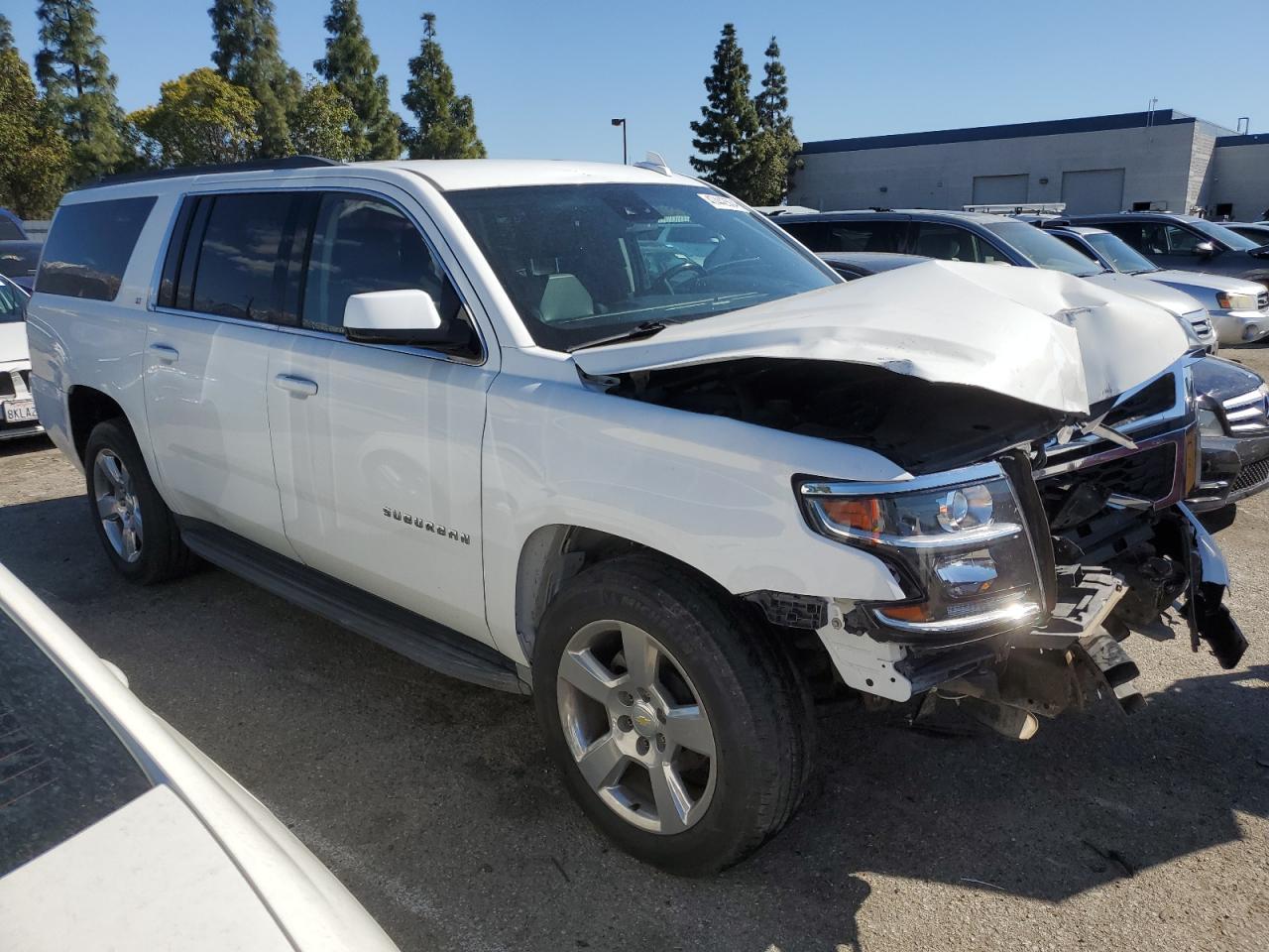 2016 CHEVROLET SUBURBAN K - Фото 4